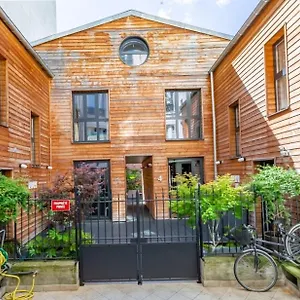Lofts Chemin , Paris France